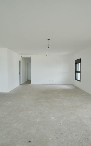 Apartamento à venda com 195m², 3 quartos e 3 vagas Apartamento à venda com 195m², 3 quartos e 3 vagasSala