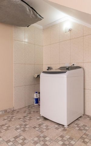 Casa à venda com 100m², 2 quartos e 3 vagasÁrea de Serviço