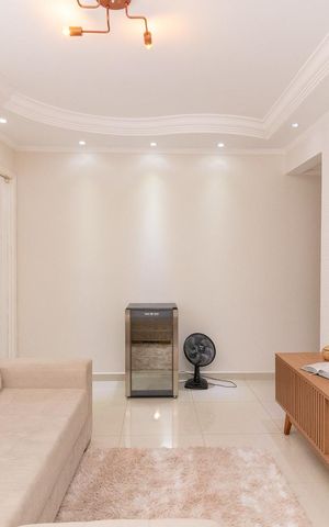 Casa à venda com 100m², 2 quartos e 3 vagasSala
