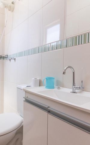 Casa à venda com 100m², 2 quartos e 3 vagasBanheiro da Suíte 2