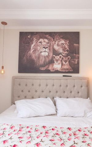 Casa à venda com 100m², 2 quartos e 3 vagasSuíte 1