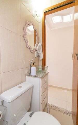 Casa à venda com 100m², 2 quartos e 3 vagasLavabo