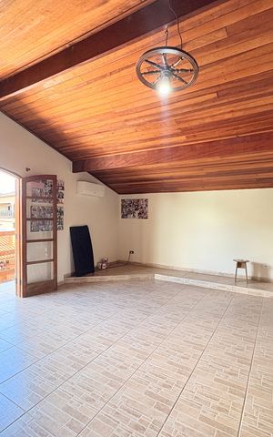 Casa à venda com 500m², 3 quartos e 5 vagasPiso superior