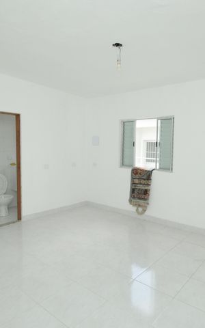 Casa à venda com 144m², 4 quartos e 2 vagasSuíte 2