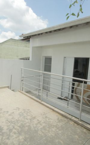 Casa à venda com 144m², 4 quartos e 2 vagasChurrasqueira