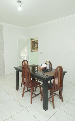 Casa à venda com 144m², 4 quartos e 2 vagasCozinha