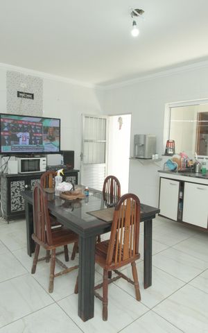 Casa à venda com 144m², 4 quartos e 2 vagasCozinha