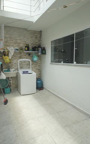 Casa à venda com 144m², 4 quartos e 2 vagasÁrea de Serviço