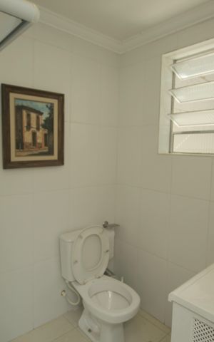 Casa à venda com 144m², 4 quartos e 2 vagasBanheiro 2