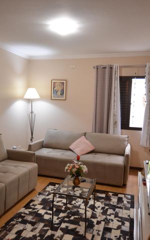 Casa à venda com 250m², 2 quartos e 2 vagasQuarto Suite 2