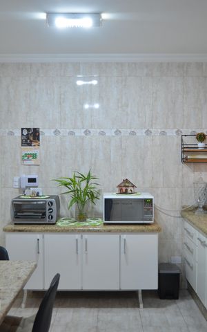 Casa à venda com 250m², 2 quartos e 2 vagasCozinha