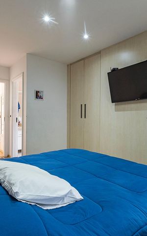 Casa à venda com 254m², 3 quartos e 2 vagas Casa à venda com 254m², 3 quartos e 2 vagasSuíte