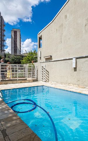Casa à venda com 254m², 3 quartos e 2 vagas Casa à venda com 254m², 3 quartos e 2 vagasQuintal