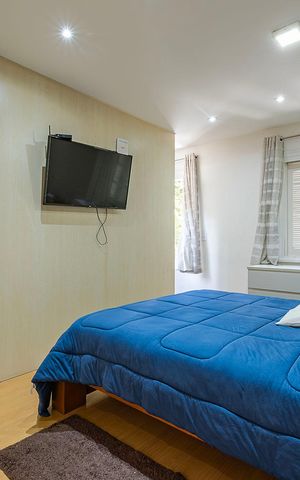 Casa à venda com 254m², 3 quartos e 2 vagas Casa à venda com 254m², 3 quartos e 2 vagasSuíte