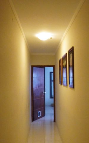 Casa à venda com 150m², 3 quartos e 4 vagasCorredor