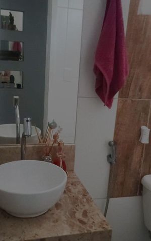 Apartamento à venda com 82m², 3 quartos e 2 vagas Apartamento à venda com 82m², 3 quartos e 2 vagasBanheiro