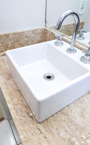 Apartamento para alugar com 48m², 2 quartos e 1 vaga Apartamento para alugar com 48m², 2 quartos e 1 vagaBanheiro