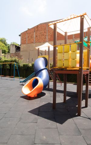 Apartamento à venda com 74m², 2 quartos e 1 vaga Apartamento à venda com 74m², 2 quartos e 1 vagaÁrea comum - Playground