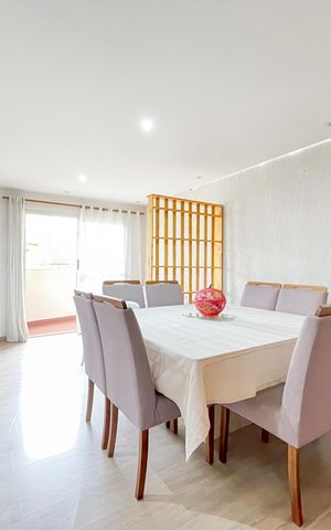 Apartamento à venda com 74m², 2 quartos e 1 vaga Apartamento à venda com 74m², 2 quartos e 1 vagaSala