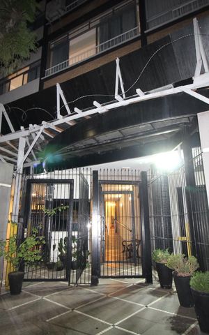 Apartamento para alugar com 200m², 3 quartos e 2 vagasFachada