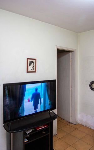 Casa à venda com 110m², 2 quartos e 2 vagasSala