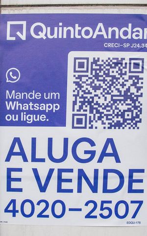 Casa à venda com 110m², 2 quartos e 2 vagasPlaquinha