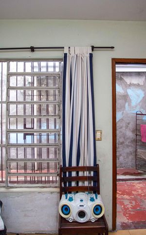 Casa à venda com 110m², 2 quartos e 2 vagasSala
