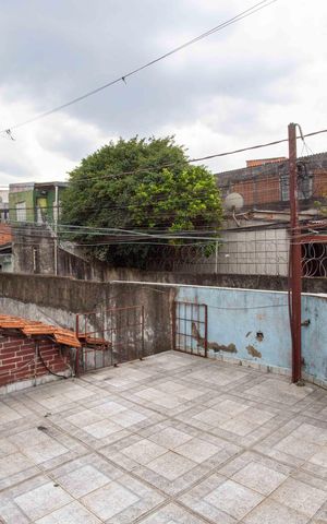 Casa à venda com 110m², 2 quartos e 2 vagasSacada