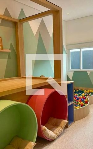 Studio à venda com 45m², 0 quarto e 1 vaga Studio à venda com 45m², 0 quarto e 1 vagaÁrea Comum - Brinquedoteca