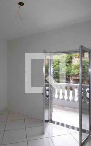Casa à venda com 347m², 6 quartos e 1 vaga