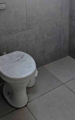 Casa à venda com 154m², 4 quartos e 1 vaga Casa à venda com 154m², 4 quartos e 1 vagaBanheiro