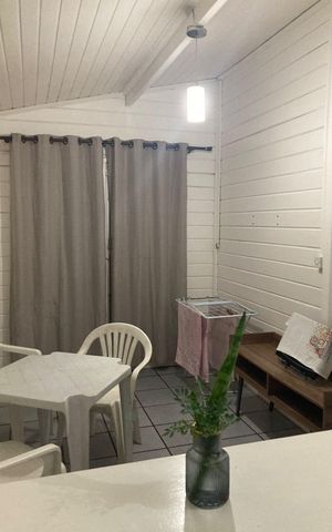 Casa para alugar com 55m², 2 quartos e 1 vaga Casa para alugar com 55m², 2 quartos e 1 vagaSala