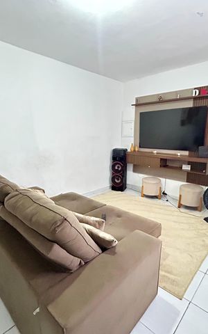 Casa à venda com 239m², 4 quartos e 2 vagas Casa à venda com 239m², 4 quartos e 2 vagasSala casa 1