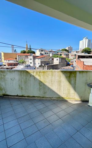 Casa à venda com 239m², 4 quartos e 2 vagas Casa à venda com 239m², 4 quartos e 2 vagasÁrea de Serviço