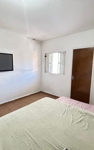 Casa à venda com 239m², 4 quartos e 2 vagas Casa à venda com 239m², 4 quartos e 2 vagasQuarto 2