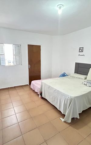 Casa à venda com 239m², 4 quartos e 2 vagas Casa à venda com 239m², 4 quartos e 2 vagasQuarto 2