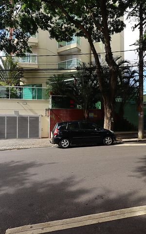 Apartamento à venda com 100m², 3 quartos e 3 vagasFachada