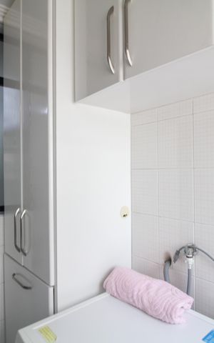 Apartamento à venda com 83m², 3 quartos e 2 vagas Apartamento à venda com 83m², 3 quartos e 2 vagasÁrea de Serviço
