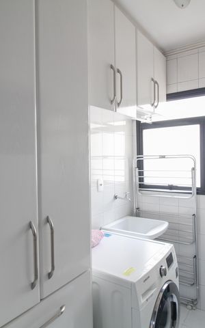 Apartamento à venda com 83m², 3 quartos e 2 vagas Apartamento à venda com 83m², 3 quartos e 2 vagasÁrea de Serviço