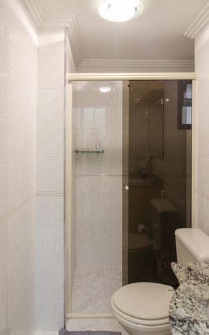 Apartamento à venda com 83m², 3 quartos e 2 vagas Apartamento à venda com 83m², 3 quartos e 2 vagasBanheiro Social