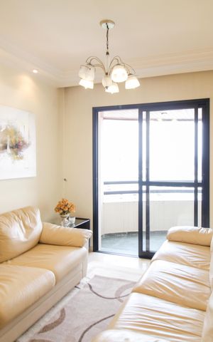 Apartamento à venda com 83m², 3 quartos e 2 vagas Apartamento à venda com 83m², 3 quartos e 2 vagasSala