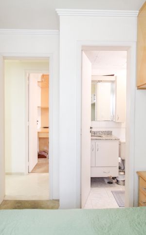 Apartamento à venda com 83m², 3 quartos e 2 vagas Apartamento à venda com 83m², 3 quartos e 2 vagasQuarto 2 - Suíte
