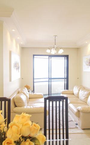 Apartamento à venda com 83m², 3 quartos e 2 vagas Apartamento à venda com 83m², 3 quartos e 2 vagasSala