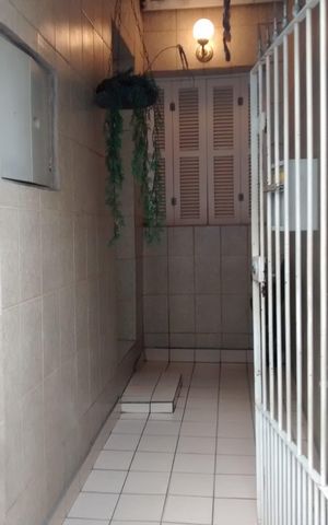 Casa à venda com 100m², 2 quartos e sem vaga Casa à venda com 100m², 2 quartos e sem vagaÁrea externa