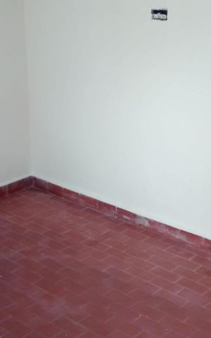 Casa à venda com 100m², 2 quartos e sem vaga Casa à venda com 100m², 2 quartos e sem vagaQuarto
