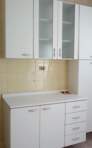 Casa à venda com 100m², 2 quartos e sem vaga Casa à venda com 100m², 2 quartos e sem vagaCozinha