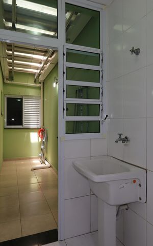 Apartamento à venda com 73m², 2 quartos e 1 vagaÁrea de Serviço