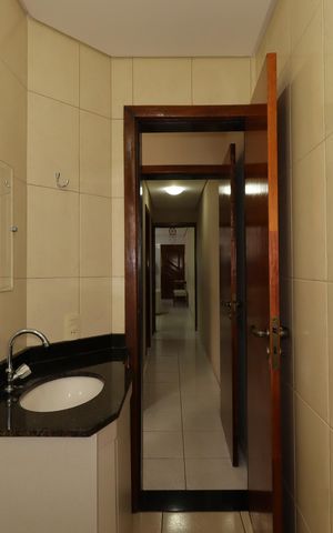 Apartamento à venda com 73m², 2 quartos e 1 vagaBanheiro da Suíte