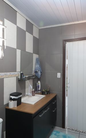 Casa à venda com 120m², 3 quartos e 2 vagasBanheiro 2