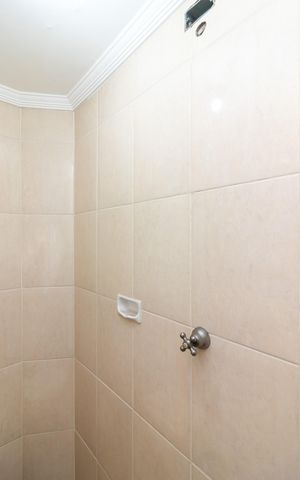 Apartamento para alugar com 73m², 2 quartos e 1 vaga Apartamento para alugar com 73m², 2 quartos e 1 vagaBanheiro de Serviço